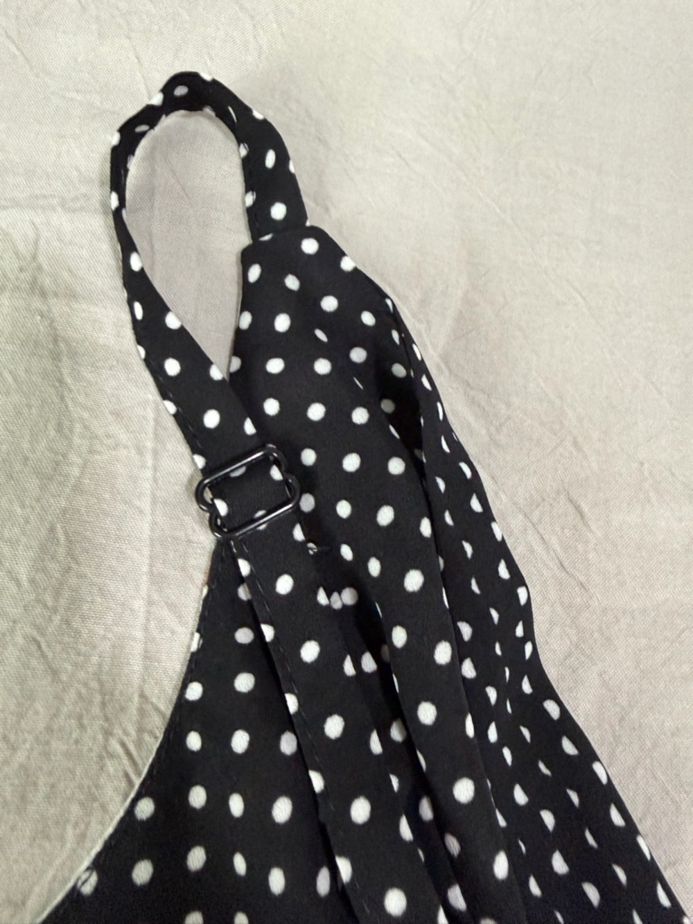 CAbi Crossover Cami, Mixed Print V-Neck Cami in Black White Navy, SZ 8 - Picture 7 of 14